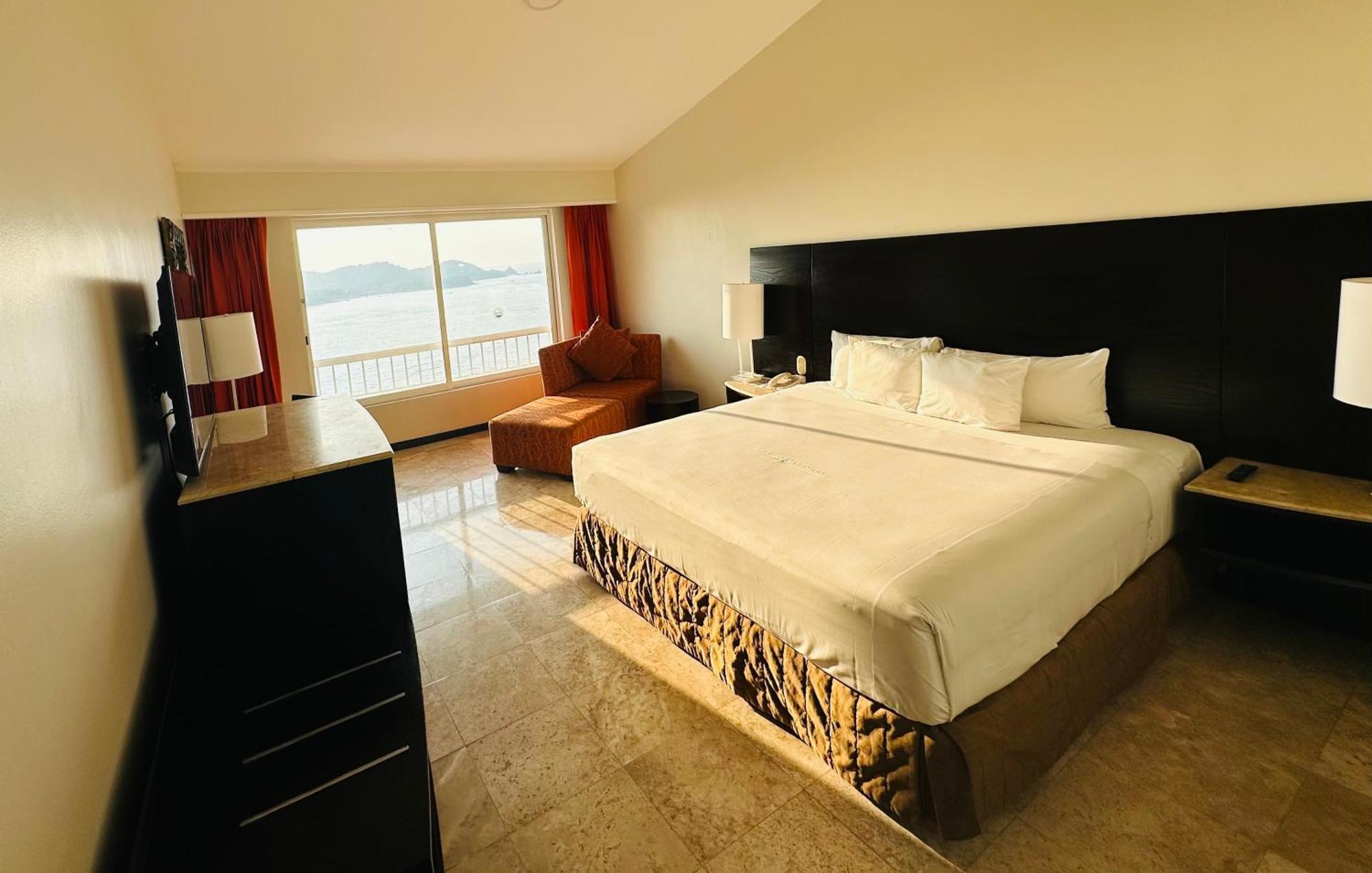 Azul Ixtapa Beach Resort All Inclusive&centro de convenciones Exterior foto