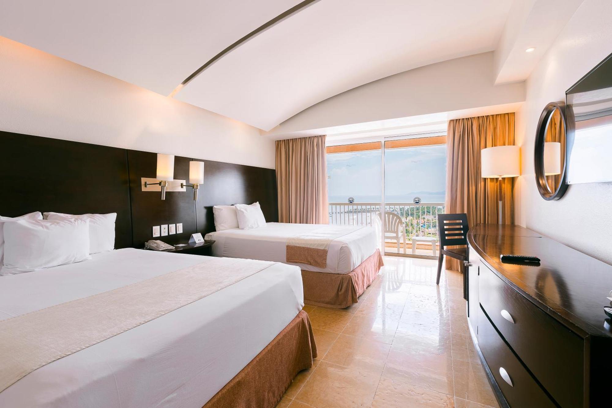Azul Ixtapa Beach Resort All Inclusive&centro de convenciones Exterior foto